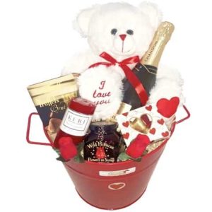 Love in a Bucket, Gift Bucket 1