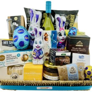 Family Easter Gourmet Gift Hamper - Image 1