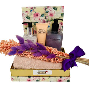 A Little Bit of Pamper, Gift Hamper - Image 1